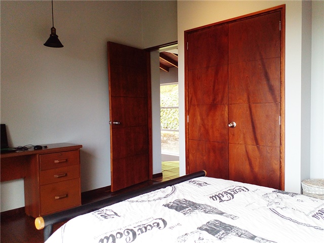 Casa de 4 alcobas en venta en Escobero, Envigado, 380 m² · foto 10 de 19