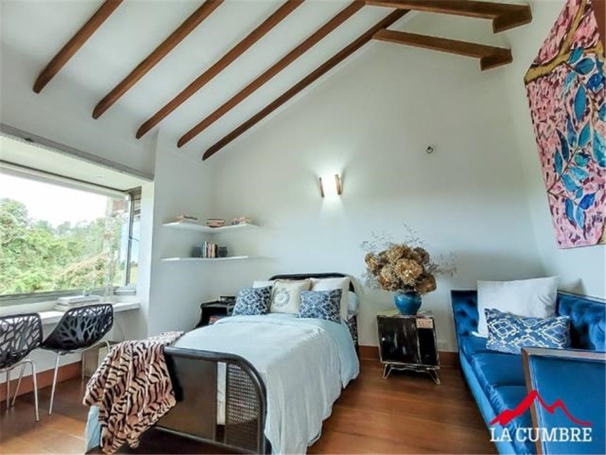 Casa de 4 alcobas en venta en Escobero, Envigado, 400 m² · foto 14 de 24