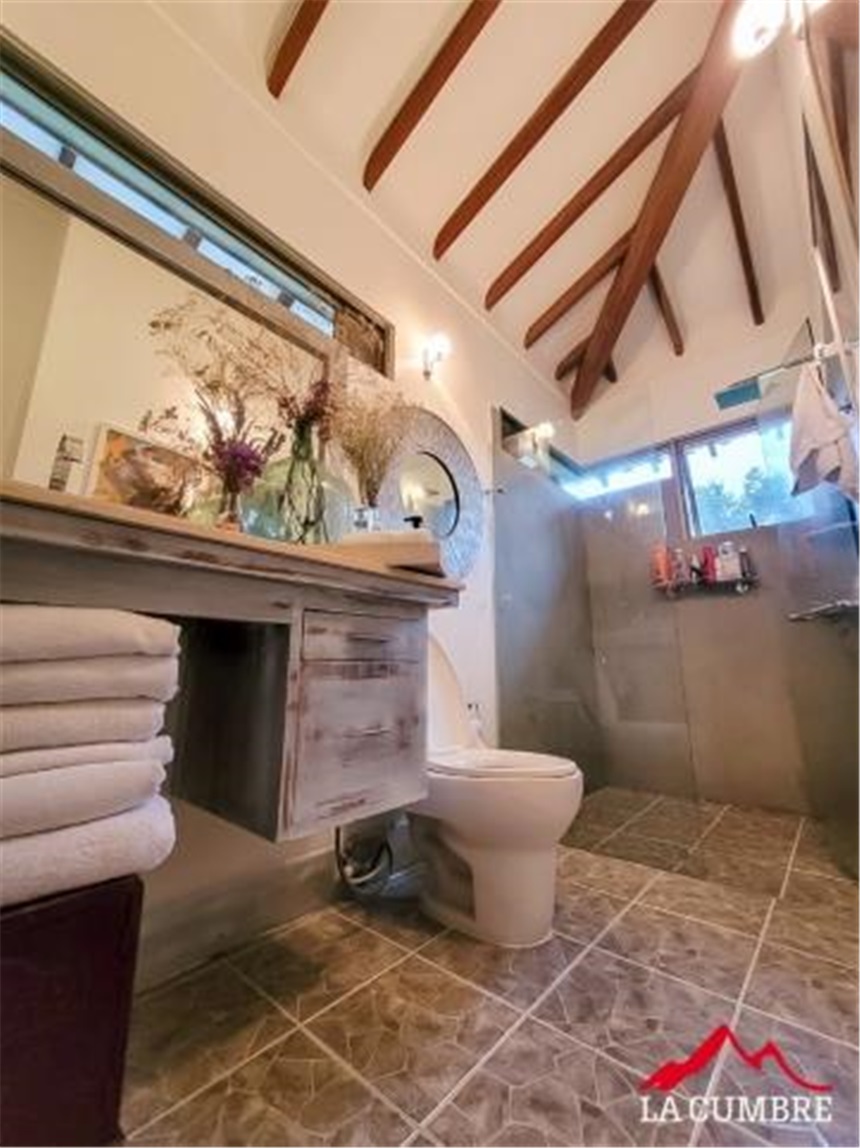 Casa de 4 alcobas en venta en Escobero, Envigado, 400 m² · foto 11 de 24
