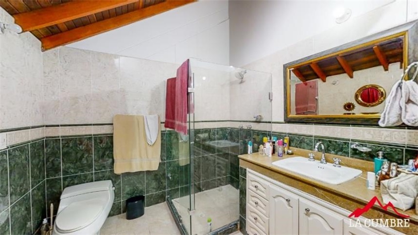 Casa en arriendo en El Poblado, Medellín · foto 12 de 22