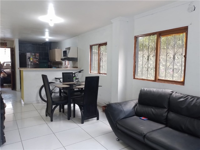 3BR House in Camino Verde (142 m²) for Sale - 3