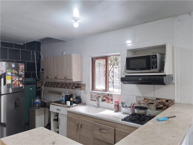 3BR House in Camino Verde (142 m²) for Sale - 2
