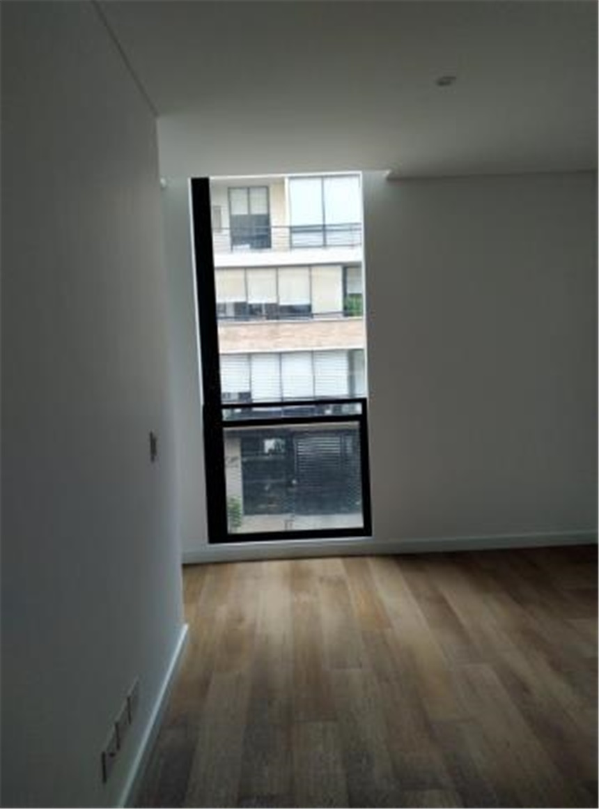 Piso – Bogotá, Chicó Lago - Más