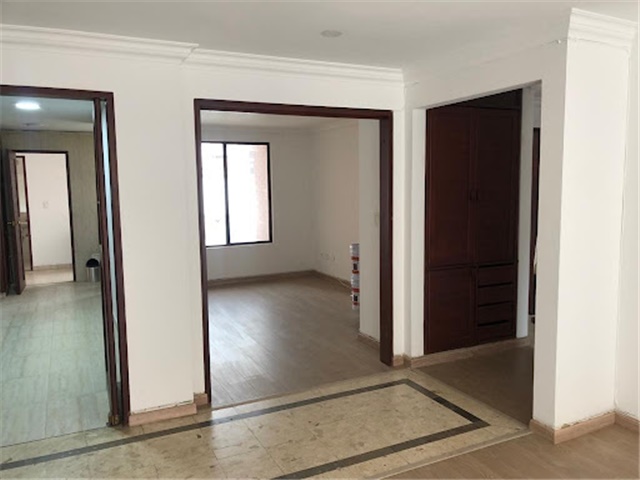 Piso – Bogotá, Chicó Lago - Vista 3