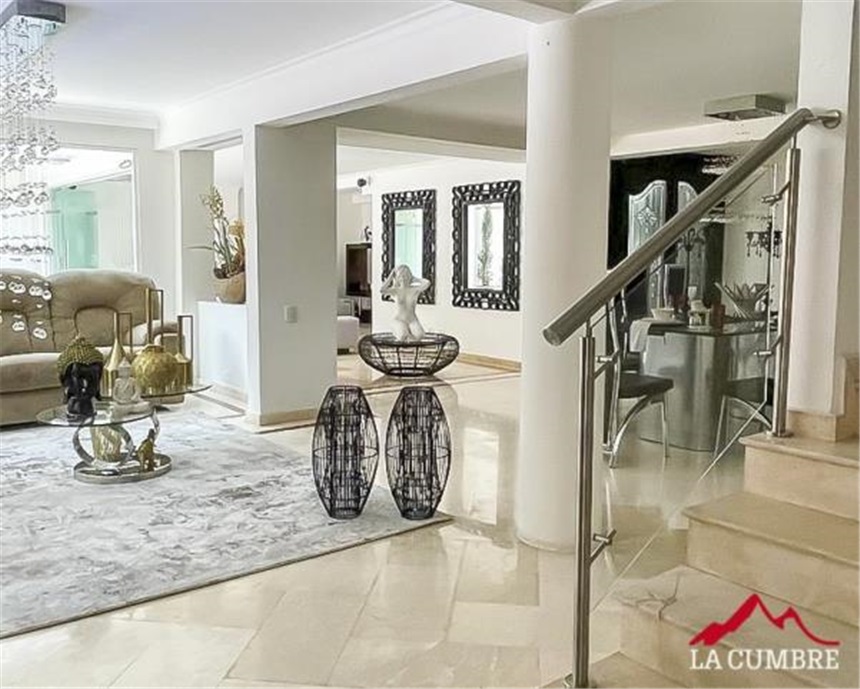 Casa en arriendo en El Poblado, Medellín en Alejandria