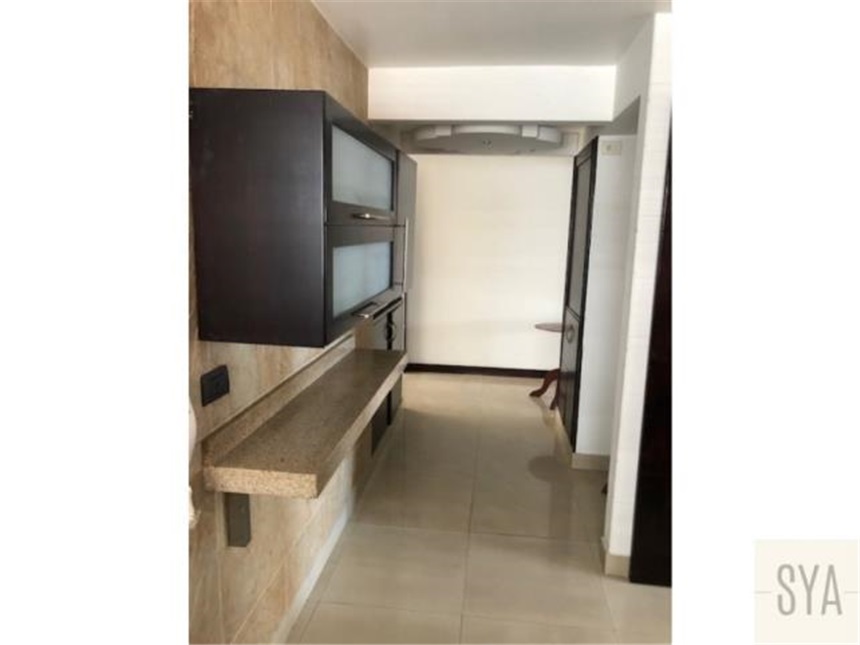 Apartamento de 3 alcobas en venta en Cristales, Cali, 145 m² · foto 7 de 15