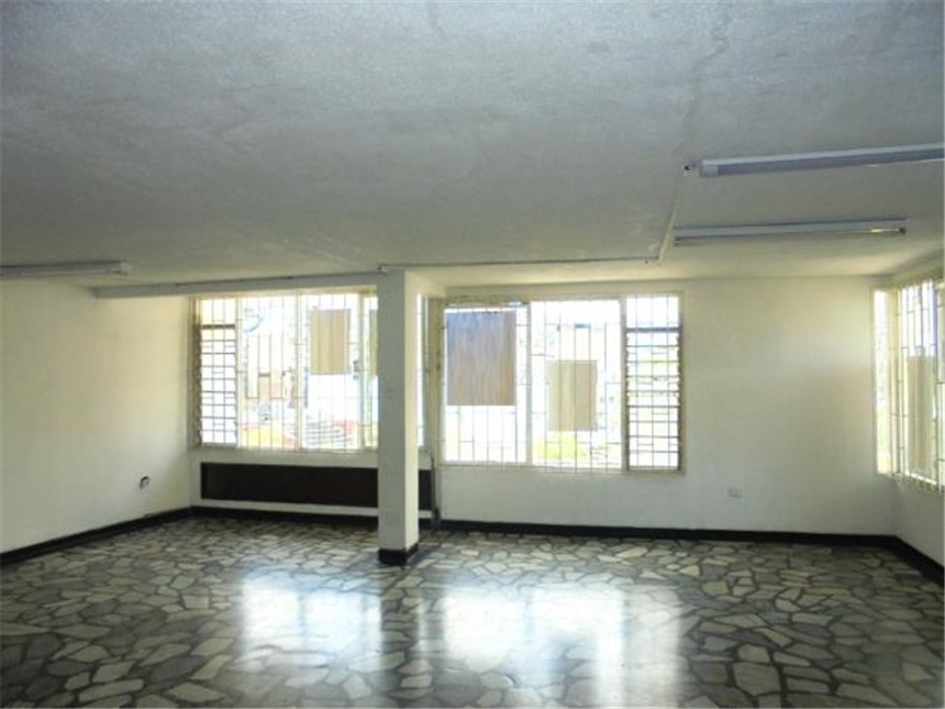 Local en Arriendo - Vista 2