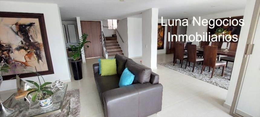 Casa de 4 alcobas en venta en Lagos Del Cacique, Bucaramanga, 310 m² · foto 9 de 22