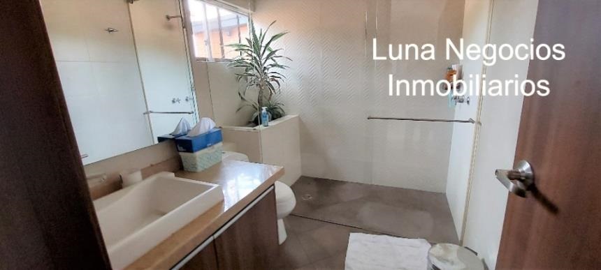 Casa de 4 alcobas en venta en Lagos Del Cacique, Bucaramanga, 310 m² · foto 15 de 22