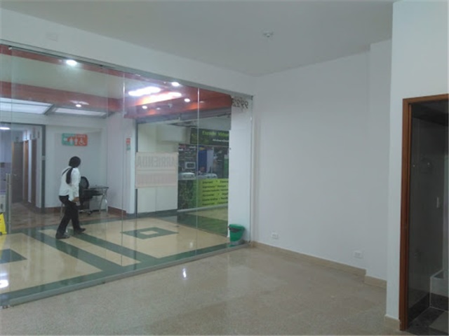Local en arriendo en La Candelaria, Medellín, 28 m² · foto 4 de 14
