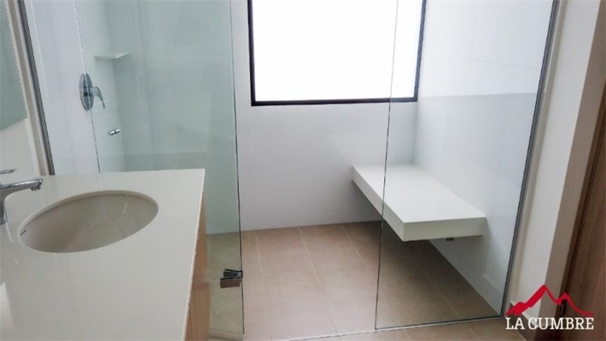 Casa en arriendo en Loma El Atravesado, Envigado · foto 14 de 24