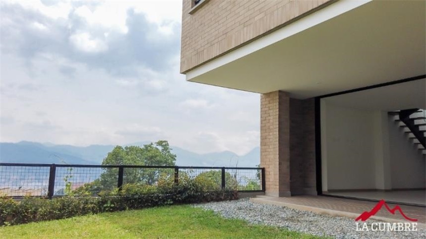 Casa en arriendo en Loma El Atravesado, Envigado · foto 8 de 24