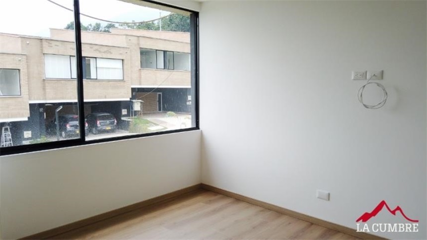 Casa en arriendo en Loma El Atravesado, Envigado · foto 23 de 24