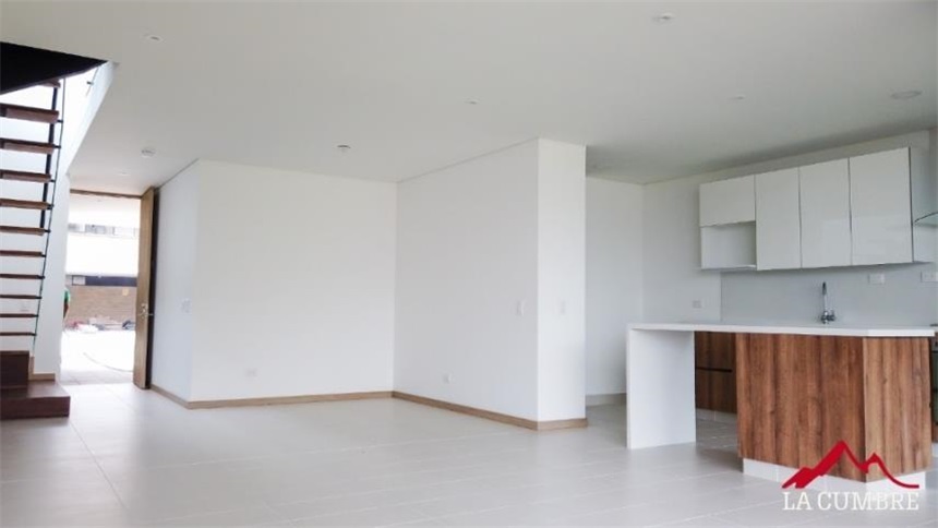 Casa en arriendo en Loma El Atravesado, Envigado · foto 5 de 24