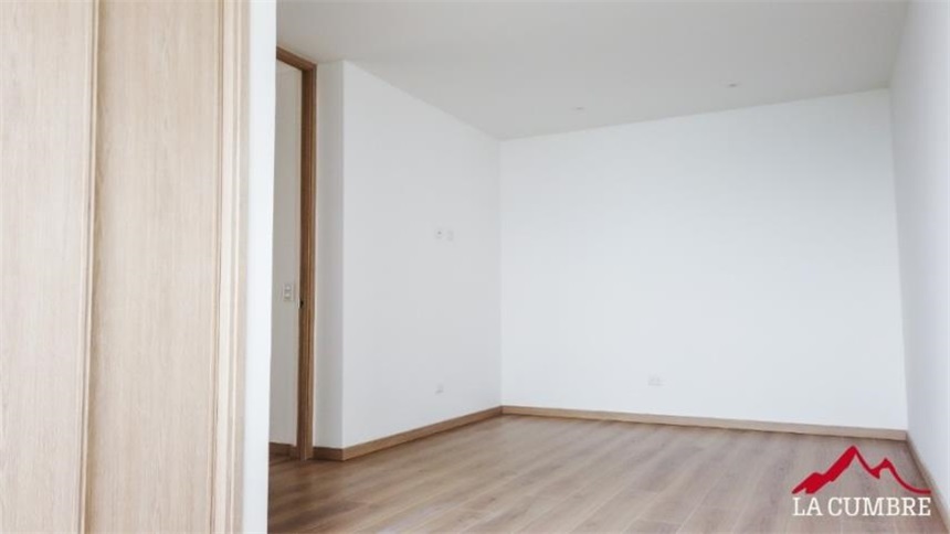 Casa en arriendo en Loma El Atravesado, Envigado · foto 10 de 24