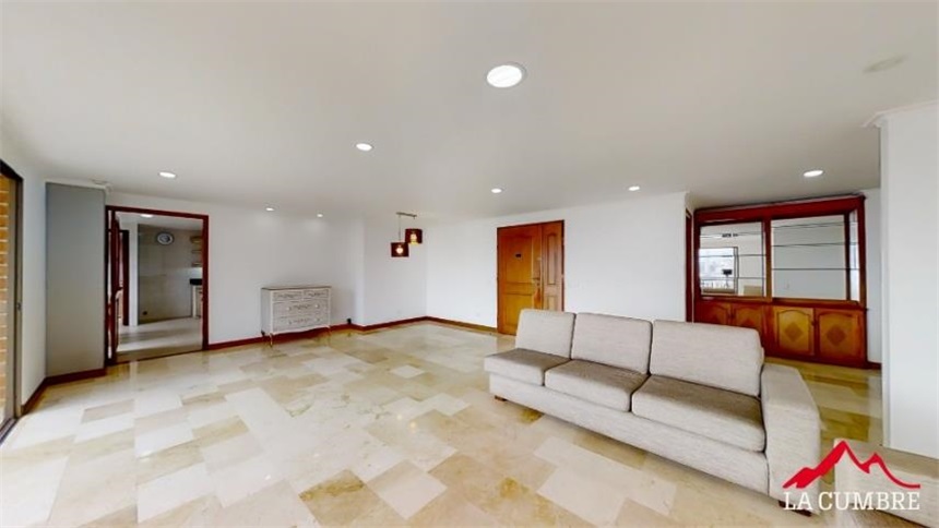 Apartment for sale in El Poblado, Medellín 5