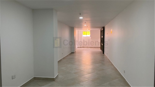 Local en venta en Entreamigos, Sabaneta, 48 m² · foto 3 de 7