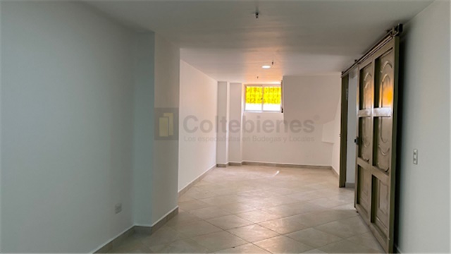 Local en venta en Entreamigos, Sabaneta, 48 m² · foto 4 de 7