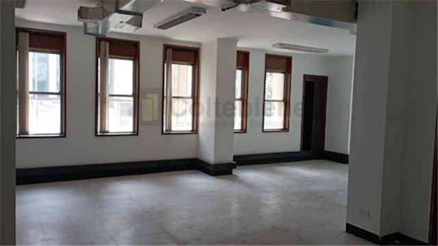 Local en arriendo en Villa Nueva, Medellín, 436 m² · foto 2 de 16