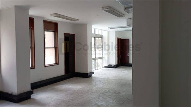 Local en arriendo en Villa Nueva, Medellín, 436 m² · foto 5 de 16