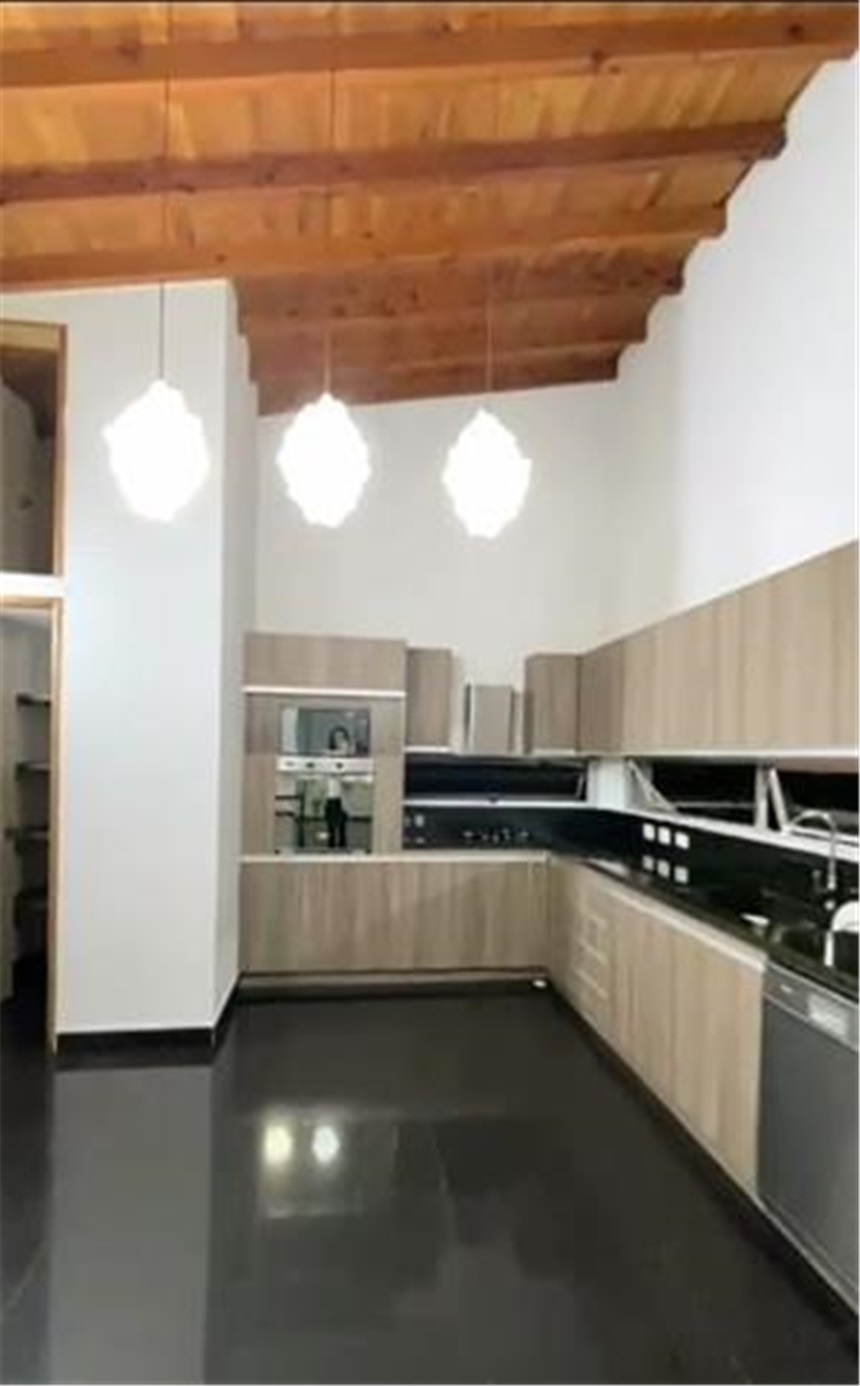 Casa de 4 alcobas en venta en Llano Grande, Rionegro, 350 m² · foto 6 de 20