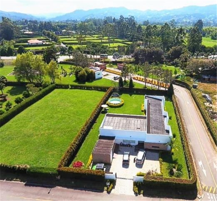 Casa de 4 alcobas en venta en Llano Grande, Rionegro, 350 m² · foto 20 de 20