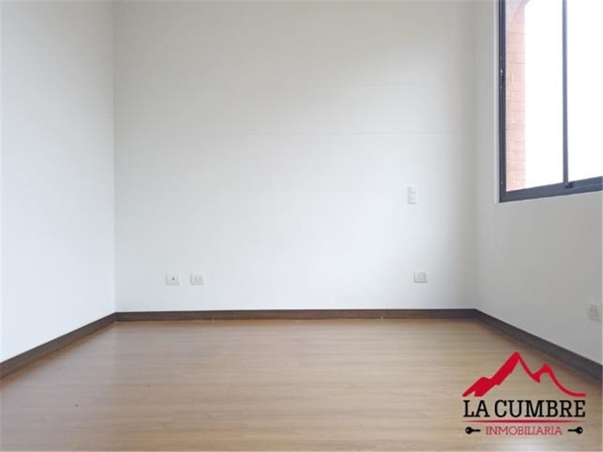Casa en arriendo en Loma El Atravesado, Envigado · foto 11 de 13