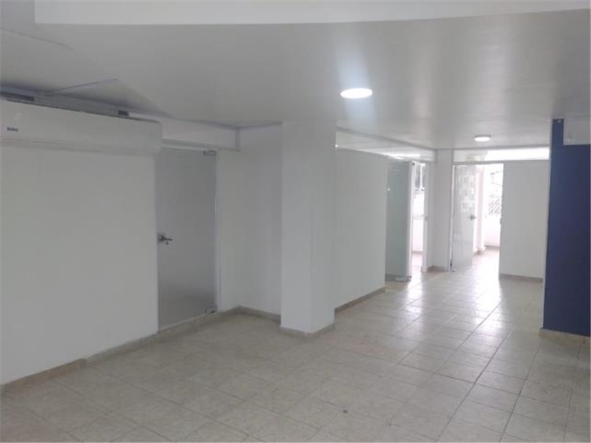 Oficina en arriendo en Altos Del Prado, Barranquilla, 308 m² · foto 9 de 24