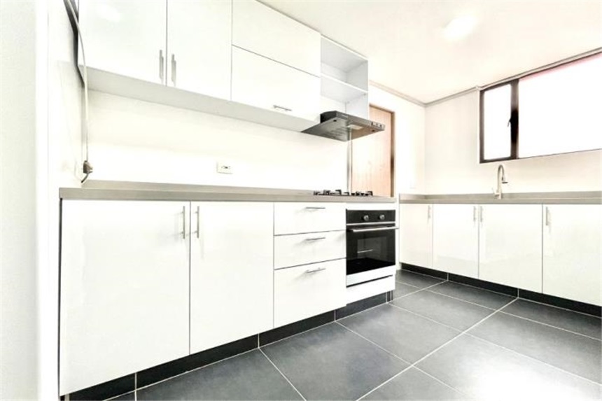 Piso – Bogotá, Santa Bárbara, Localidad Usaquén - Vista 3