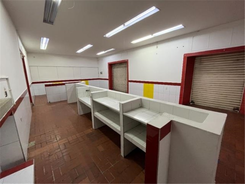 Local en Arriendo - More