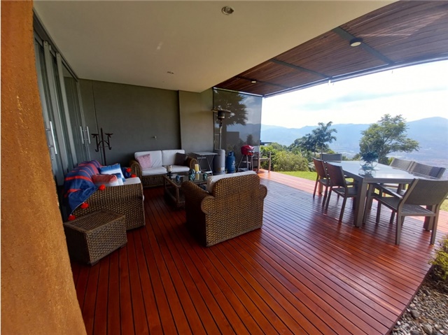 House in Medellín, Bucarica - View 3