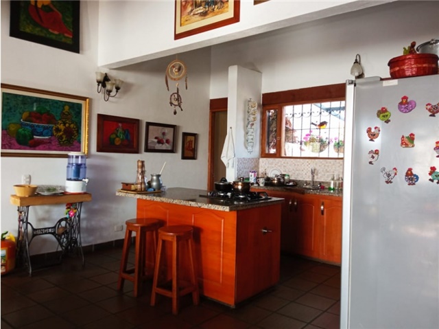 Casa de 4 alcobas en venta en Quitasol, Bello, 270 m² · foto 9 de 24