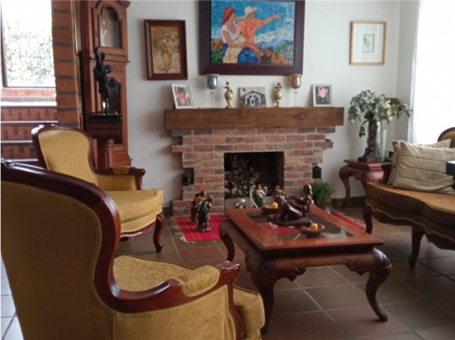 Casa de 4 alcobas en venta en Quitasol, Bello, 270 m² · foto 11 de 24