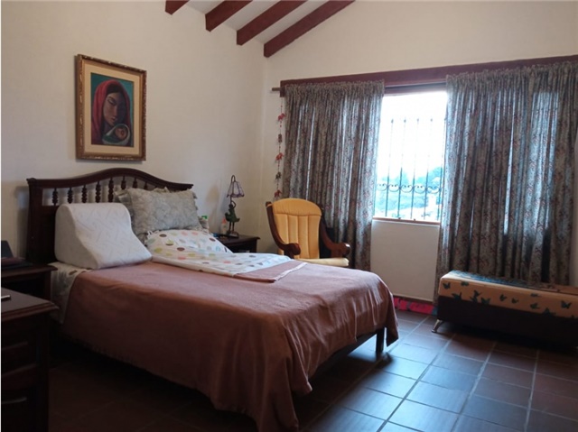 Casa de 4 alcobas en venta en Quitasol, Bello, 270 m² · foto 19 de 24