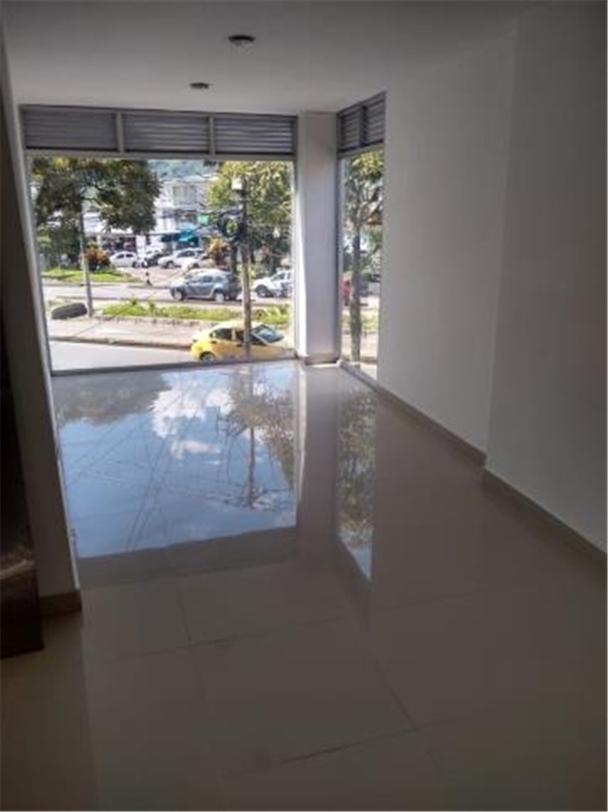 Local en Arriendo - Vista 3