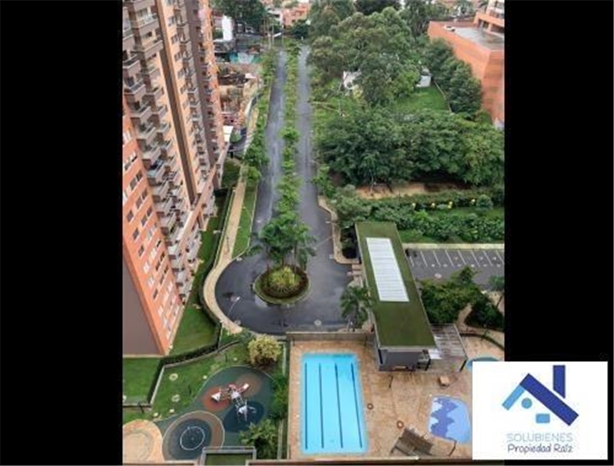 Apartamento de 2 alcobas en venta en Loma De San Jose, Sabaneta, 73 m² · foto 10 de 24