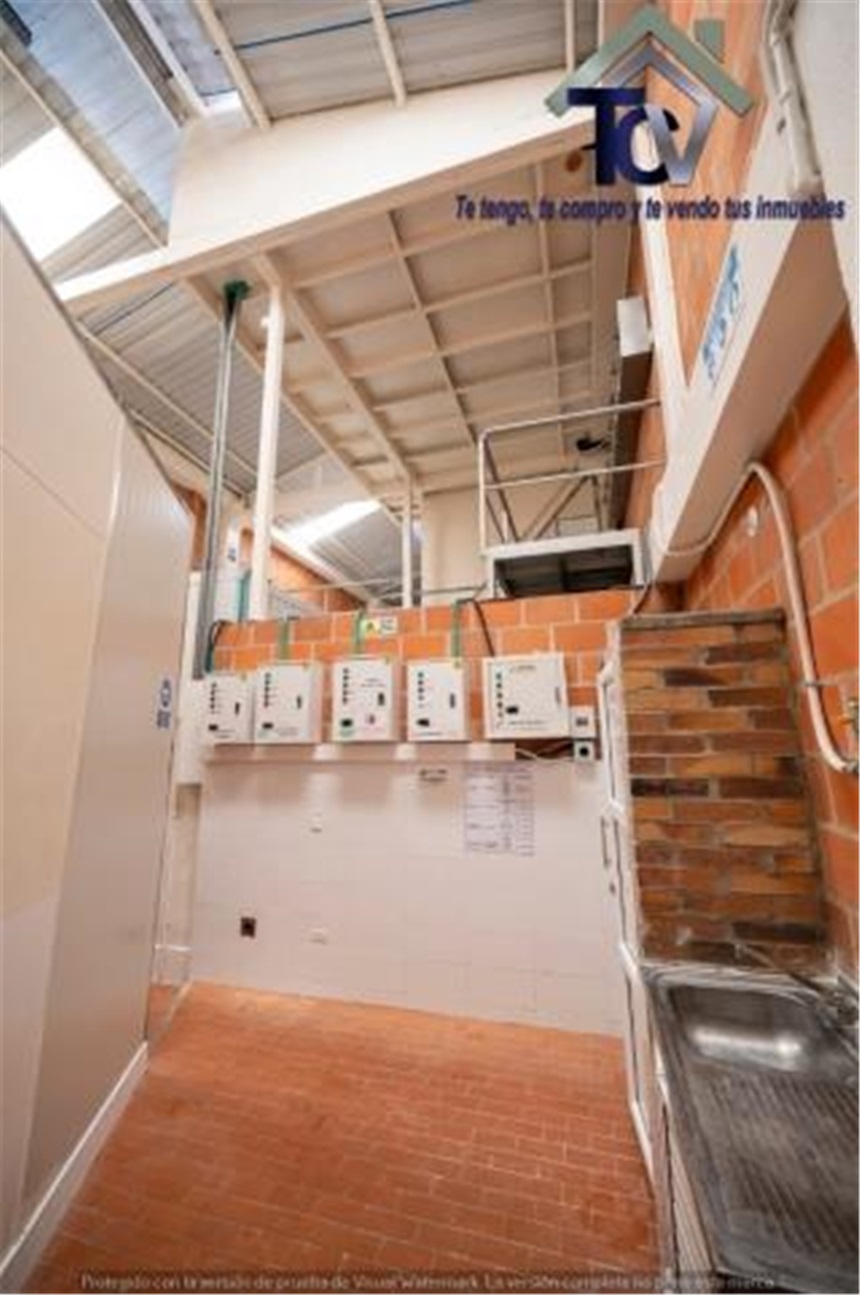 Bodega en venta en Universidad, Bucaramanga, 350 m² · foto 15 de 24