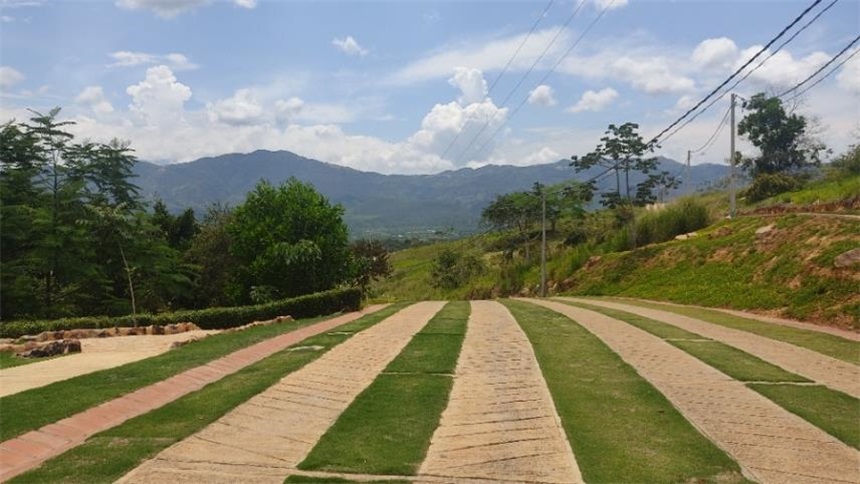 Lote en venta en Ruitoque Bajo, Girón, 1100 m² · foto 11 de 24