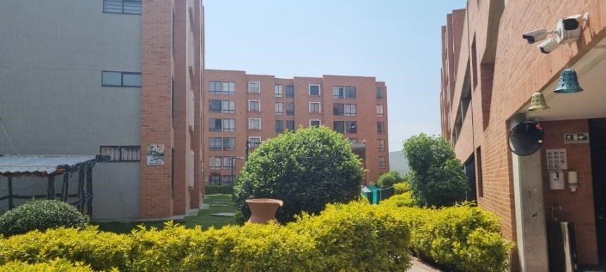 Apartamento de 3 alcobas en venta en Supermanzanas, Soacha, 50 m² · foto 3 de 24