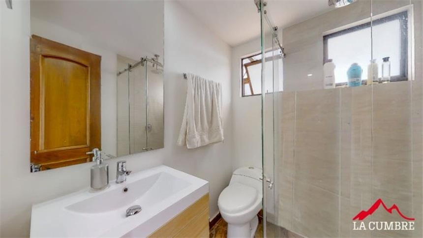 Apartamento de 3 alcobas en arriendo en Granizal, Medellín, 180 m² · foto 12 de 12