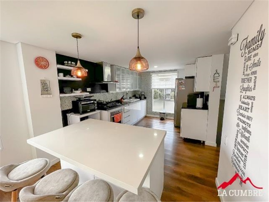 Casa en venta en El Poblado, Medellín 4