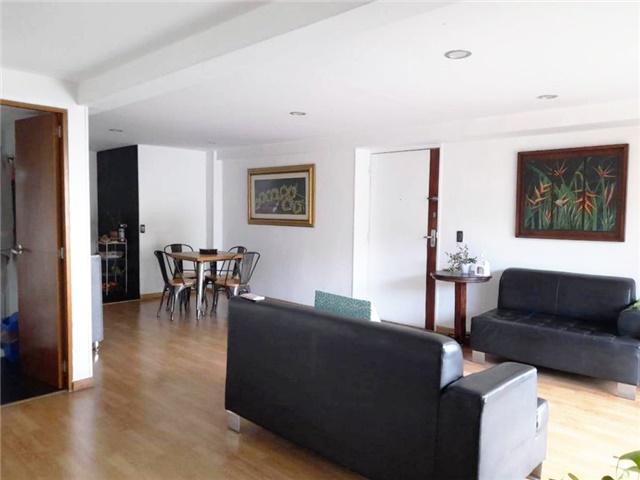 Apartamento de 2 alcobas en venta en El Diamante, Medellín, 100 m² · foto 3 de 12
