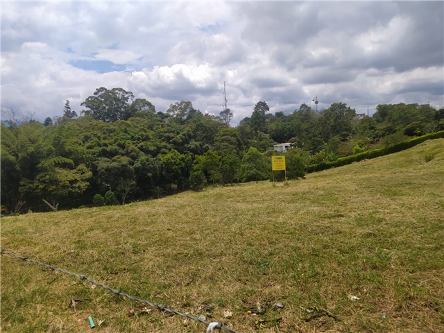 Lote en Arriendo - Más