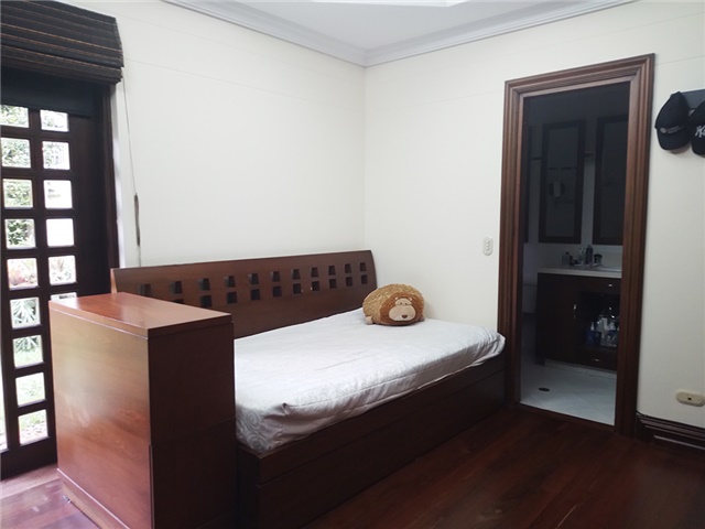 Casa de 5 alcobas en venta en El Campestre, Medellín, 650 m² · foto 9 de 19