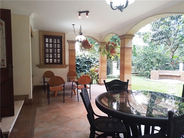 Casa de 5 alcobas en venta en El Campestre, Medellín, 650 m² · foto 17 de 19