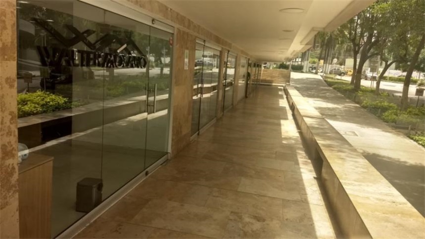 Local en Arriendo - Vista 4