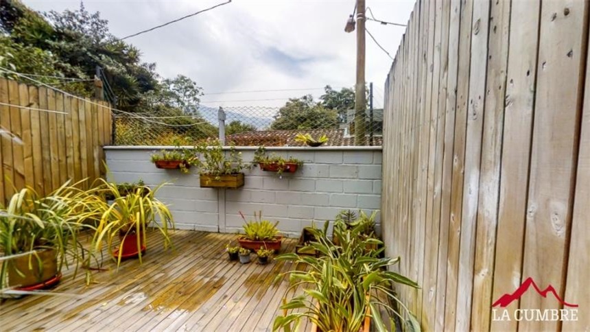 Casa de 3 alcobas en venta en Loma De Las Brujas, Envigado, 133 m² · foto 2 de 10