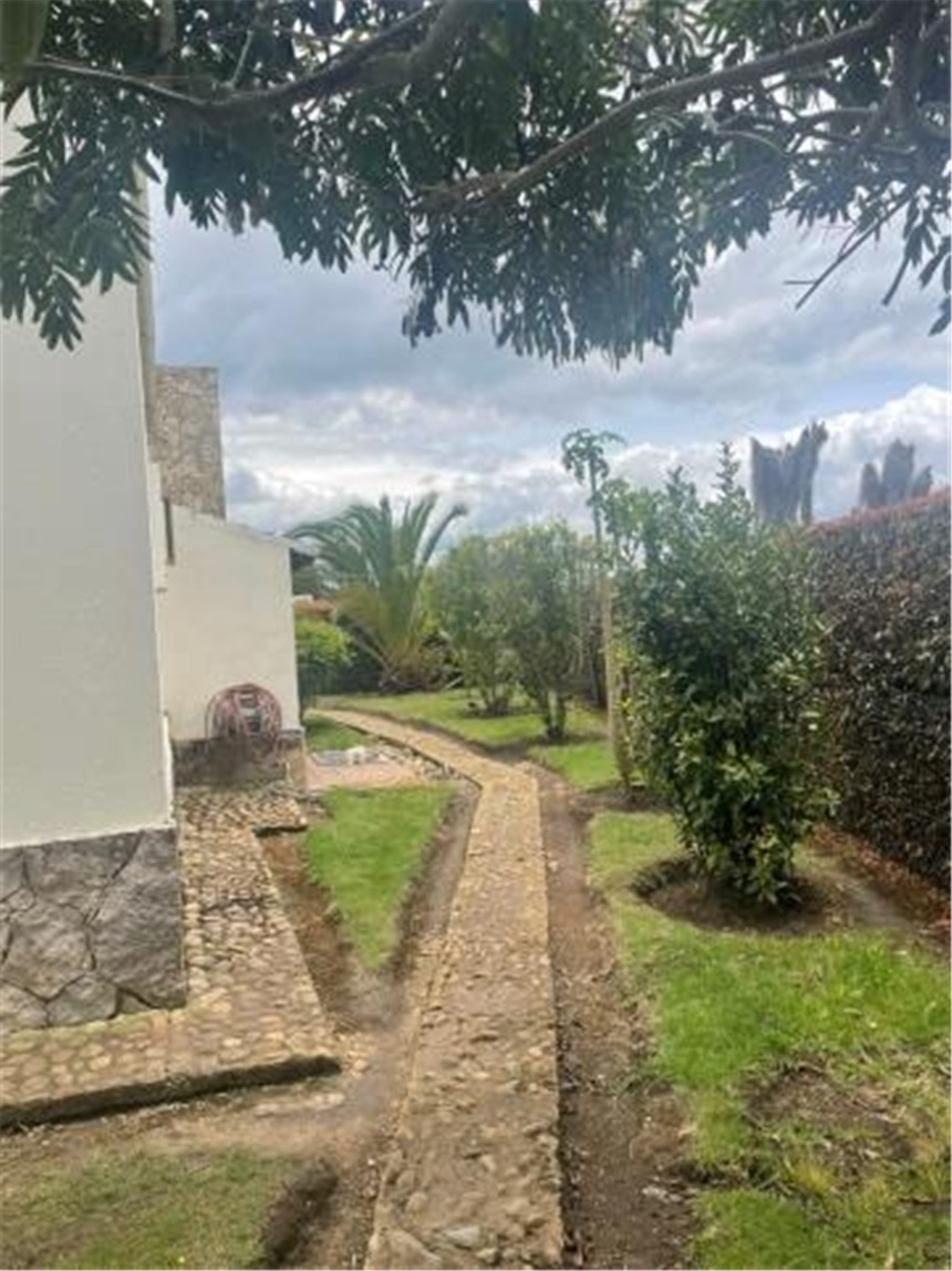 Casa de 5 alcobas en venta en Tunja, Tunja, 1300 m² · foto 8 de 8