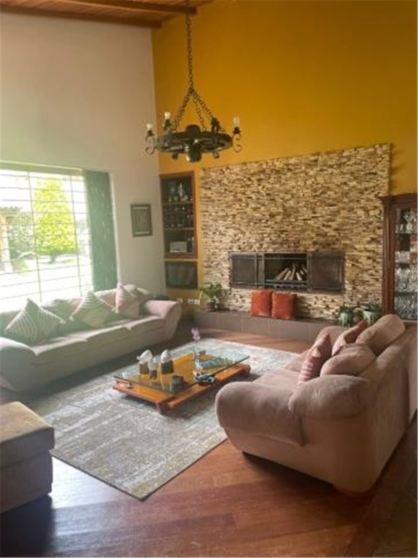 Casa de 5 alcobas en venta en Tunja, Tunja, 1300 m² · foto 4 de 8