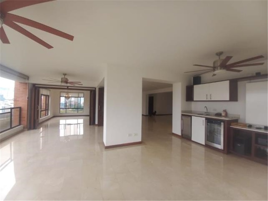 Apartamento en venta en Normandia, Cali · foto 12 de 18